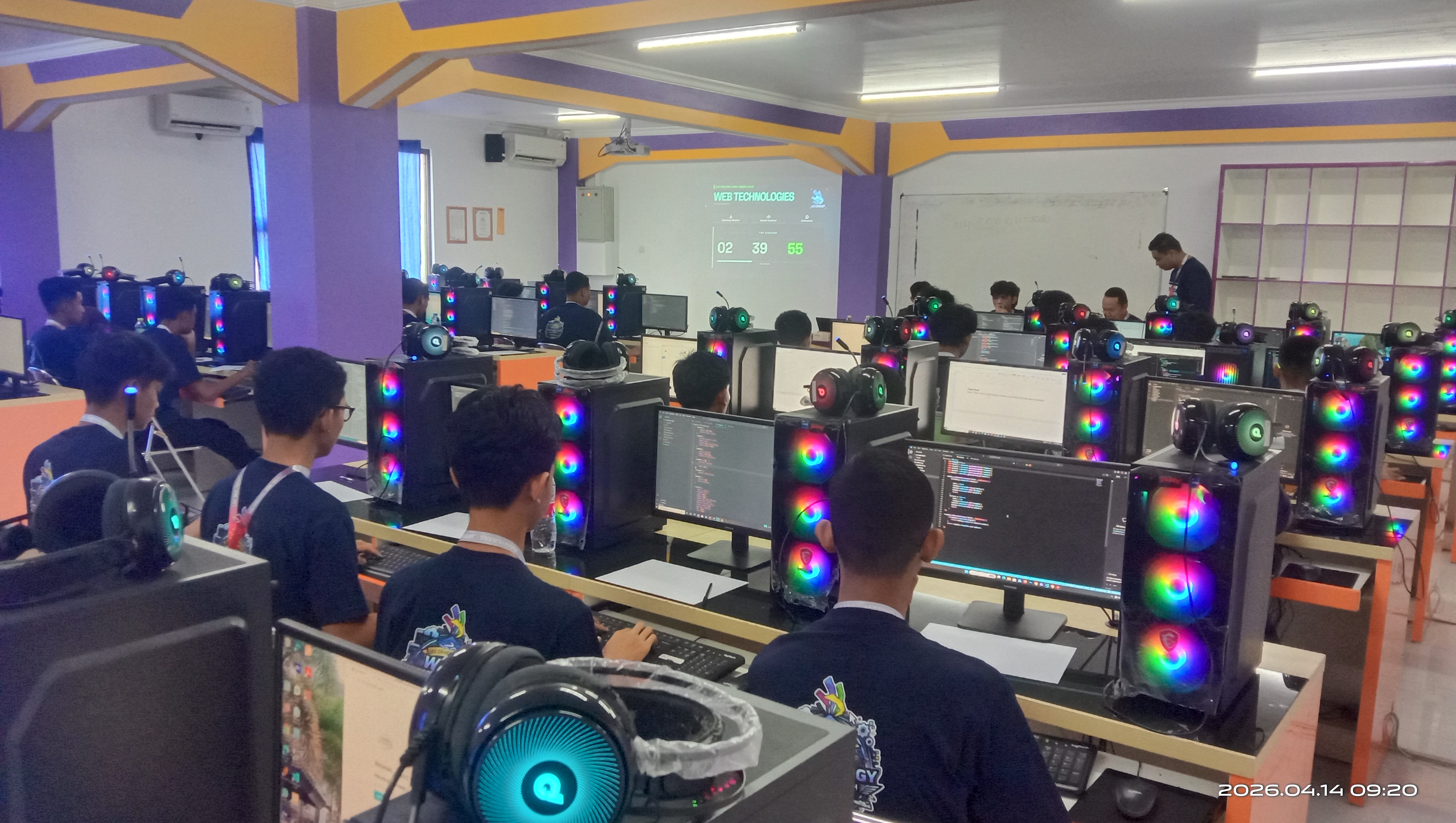 Satu-satunya dari Sragen! SMK Alhikmah Tanon Tuntaskan Kompetisi LKS Web Technology di Purwokerto