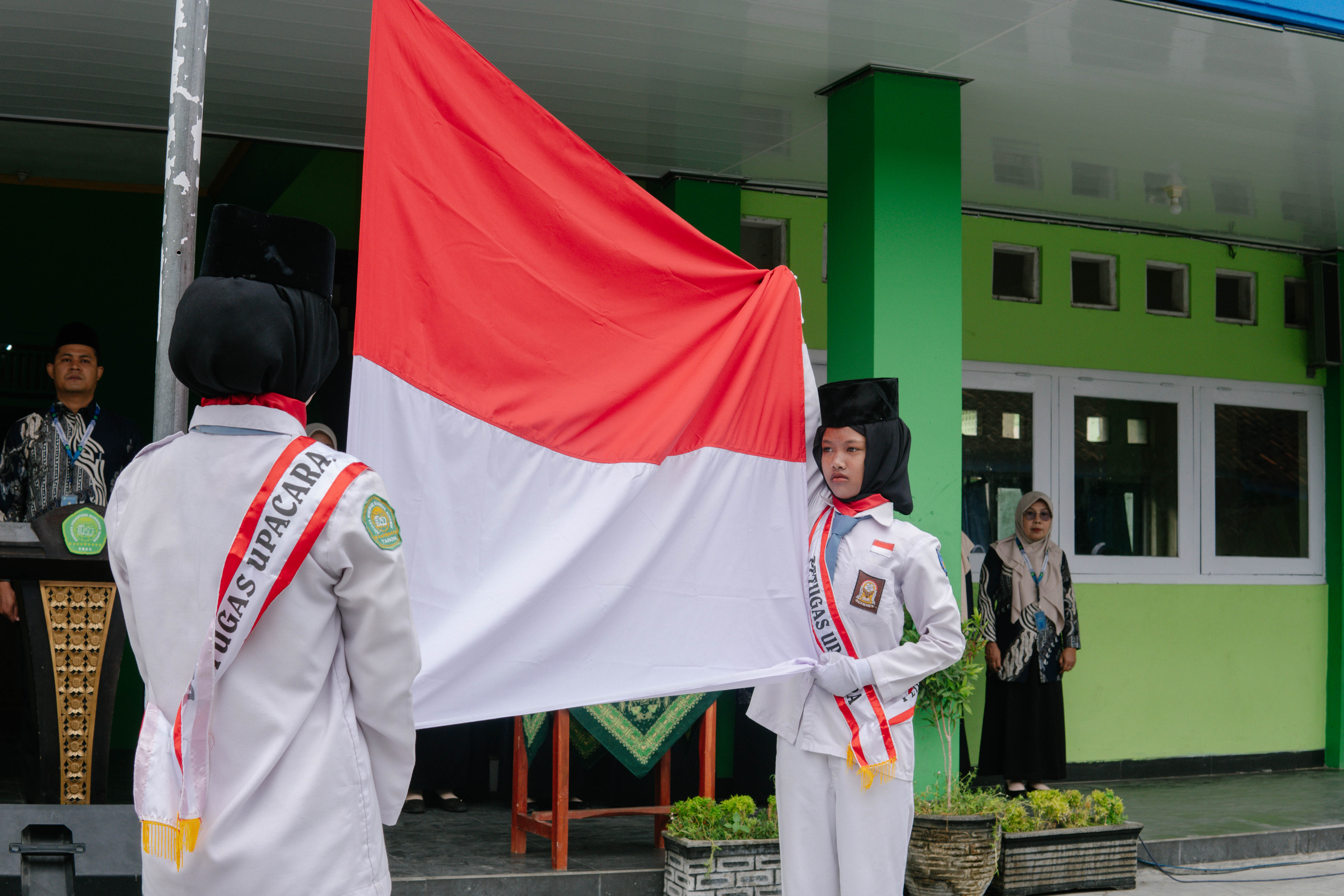 UPACARA MEMPERINGATI HUT RI KE-81 